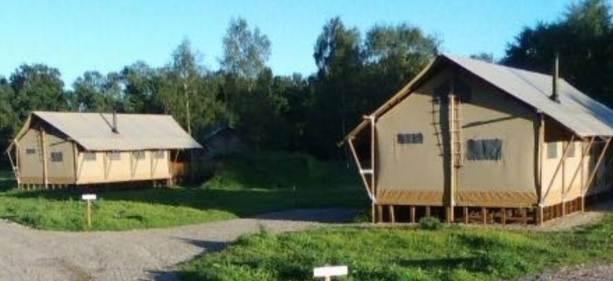 Bainland Country Park Safari Tent exterior