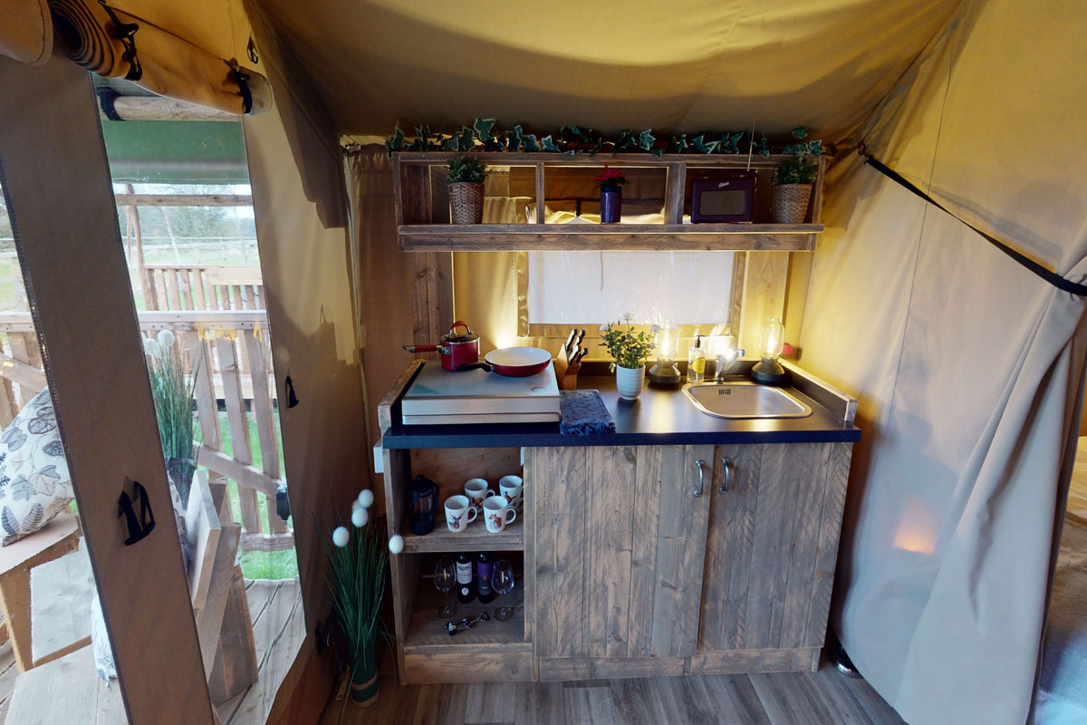 Safari Tent comet kitchen