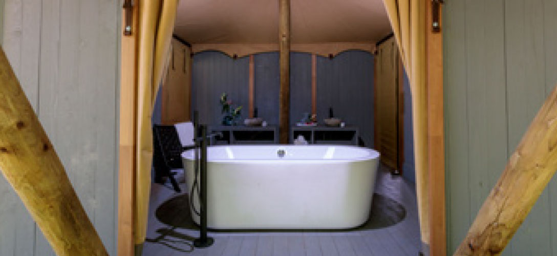 Safari Lodge Bathroom